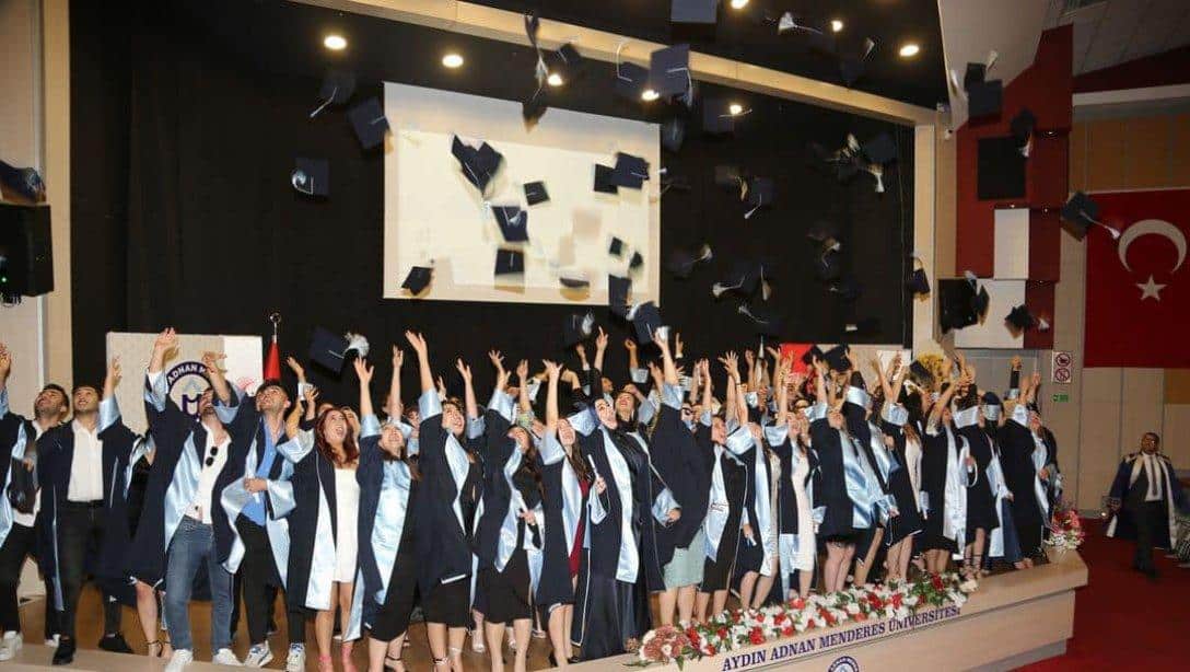 Koçarlı Meslek Yüksekokulu (MYO) 2022-2023 Akademik Yılı Mezuniyet Töreni,